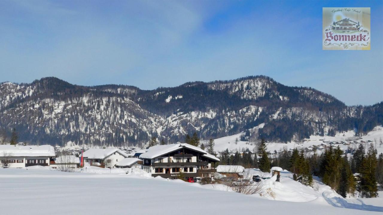 Hotel-Gasthof-Sonneck Райт им Винкл Екстериор снимка